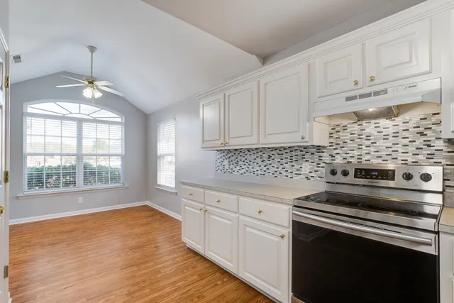 $2,095 | 7856 High Maple Circle, North Charleston, SC 29418