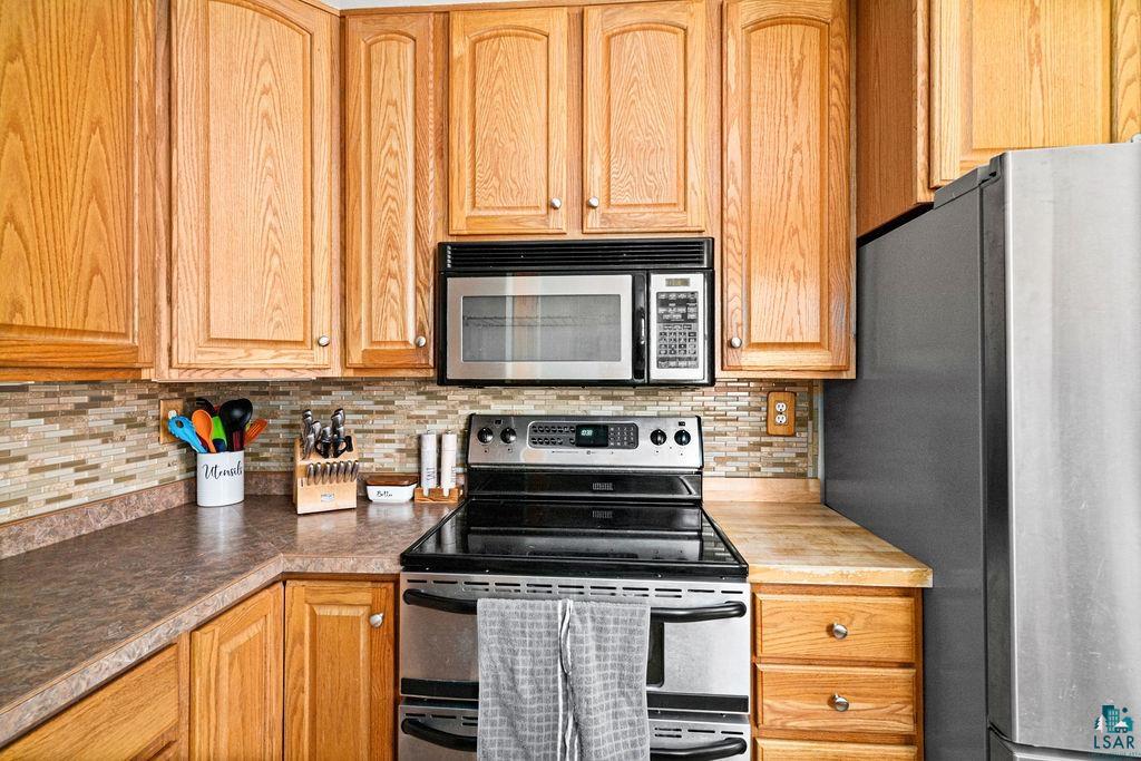 3045 Hutchinson Road Duluth, MN 55811 - Photo 9 of 43