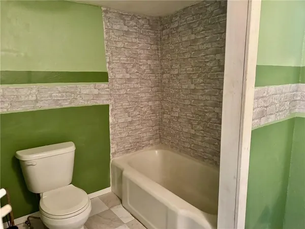 $109,900 | 1410 Broadway Avenue, Parsons, KS 67357