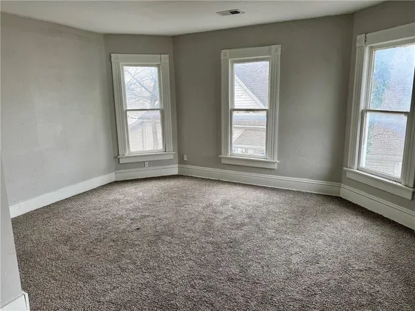 $109,900 | 1410 Broadway Avenue, Parsons, KS 67357