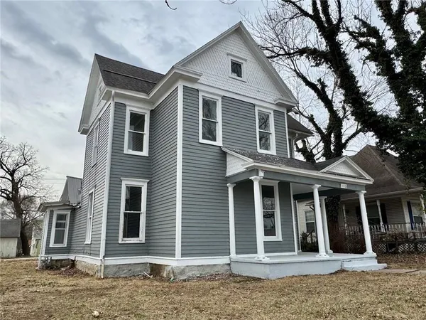 $109,900 | 1410 Broadway Avenue, Parsons, KS 67357