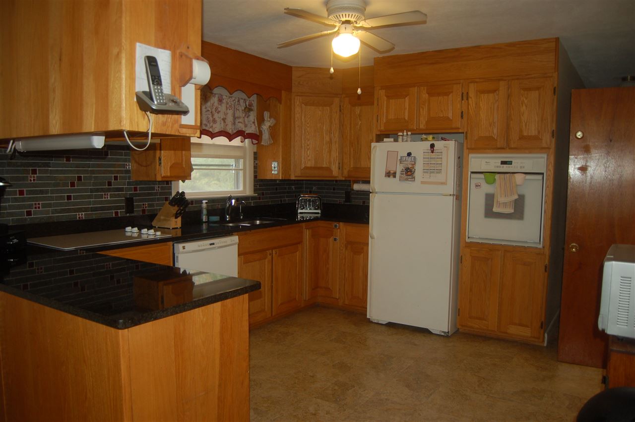 91 Breezy Hill Road Springfield, VT 05156 - Photo 6 of 27