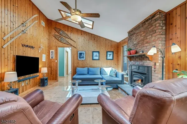 $6,400 | 25 Yorke Road, Mountain Lakes, NJ 07046