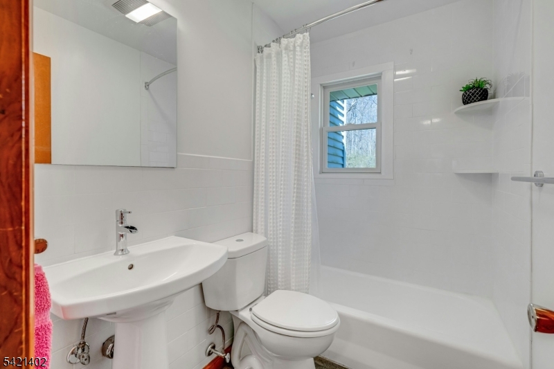 25 Yorke Road Mountain Lakes, NJ 07046 - Photo 21 of 28