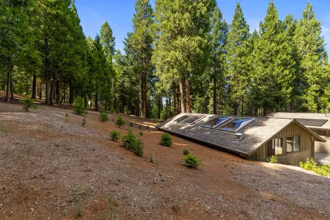$829,900 | 3070 Crystal Summit Road, Pollock Pines, CA 95726