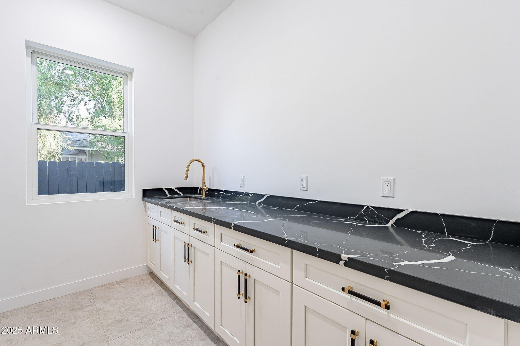 707 East Ocotillo Road Phoenix, AZ 85014 - Photo 46 of 59 a close view of sink and tap