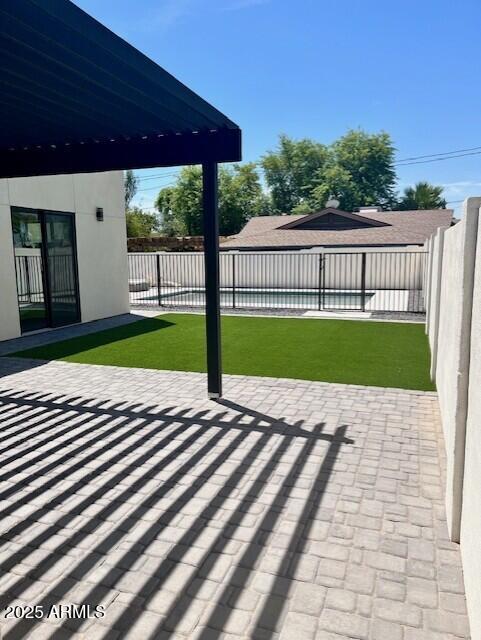 707 East Ocotillo Road Phoenix, AZ 85014 - Photo 52 of 59 a view of park with large trees