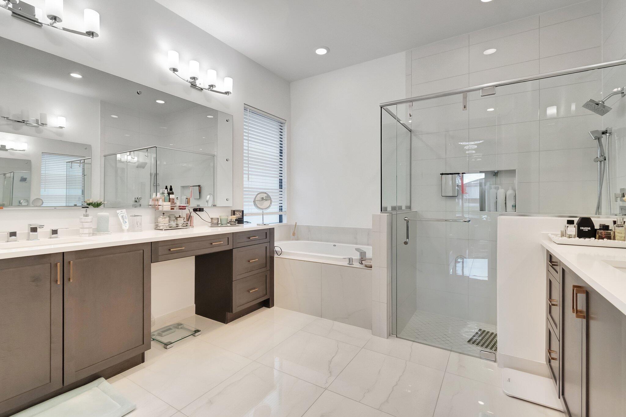 8080 Laurel Falls Drive Boca Raton, FL 33496 - Photo 23 of 79 27-web-or-mls-DSC_4504