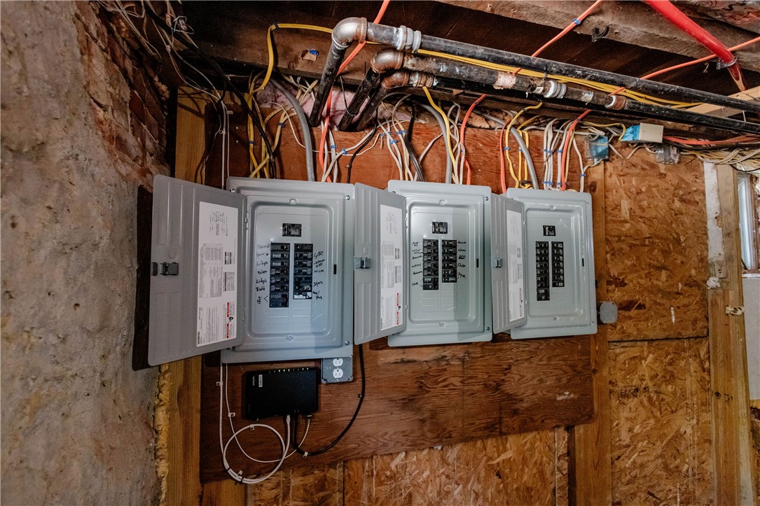 25 Unit Street Providence, RI 02909 - Photo 17 of 24