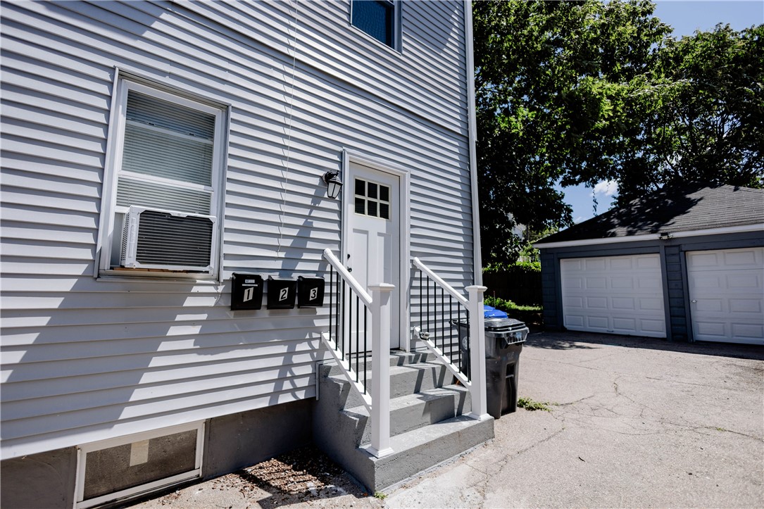 25 Unit Street Providence, RI 02909 - Photo 19 of 24
