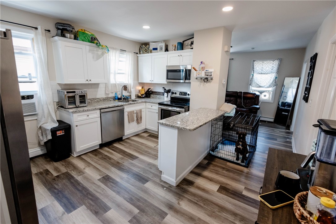 25 Unit Street Providence, RI 02909 - Photo 6 of 24