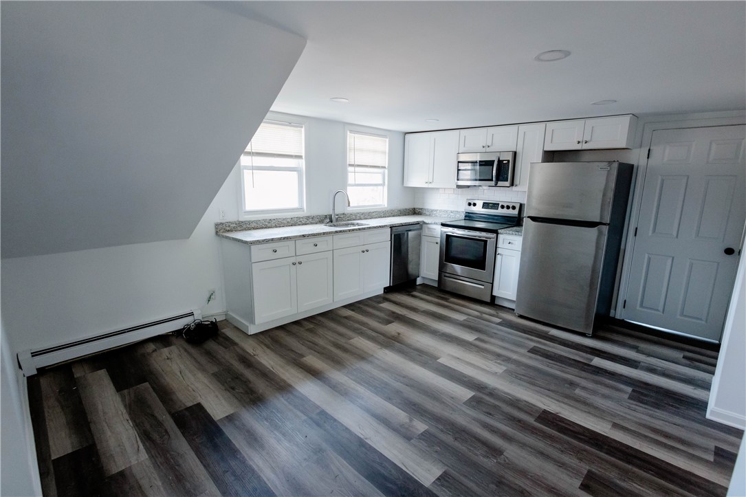 25 Unit Street Providence, RI 02909 - Photo 10 of 24