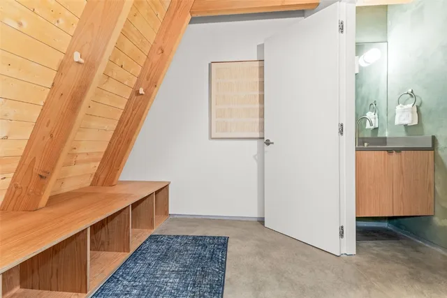 a view of a outdoor space