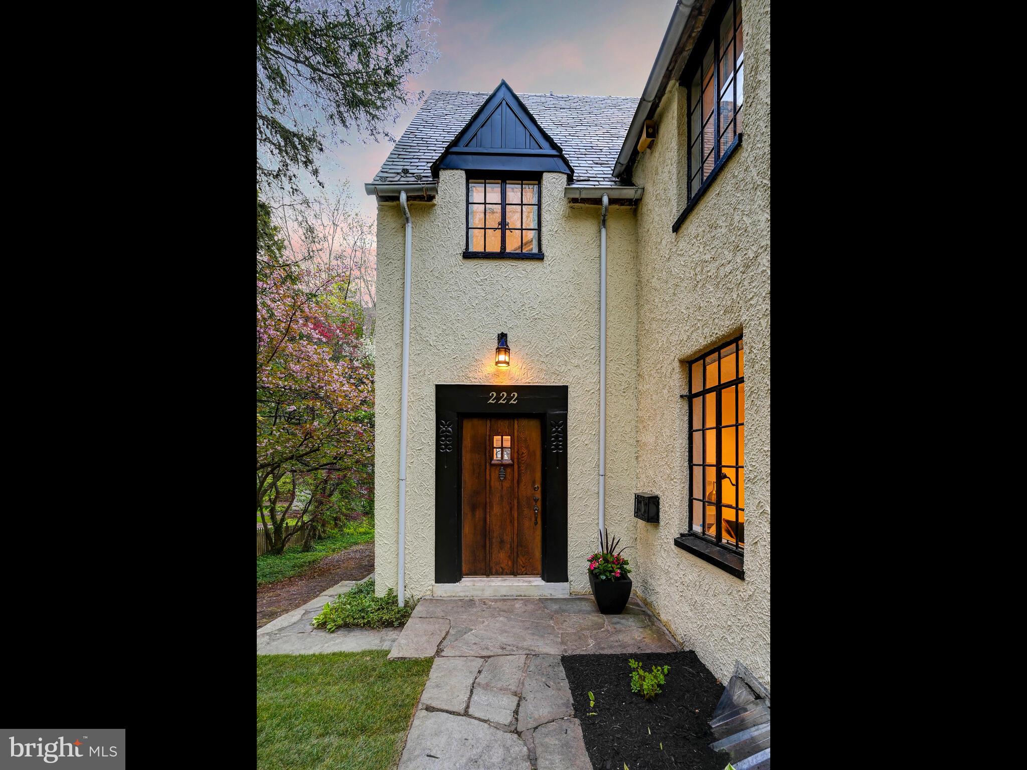 222 Goodale Road Baltimore, MD 21212 - Photo 4 of 50