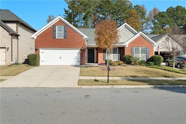 $2,400 | 1943 Jameson Circle Northeast, Lawrenceville, GA 30043
