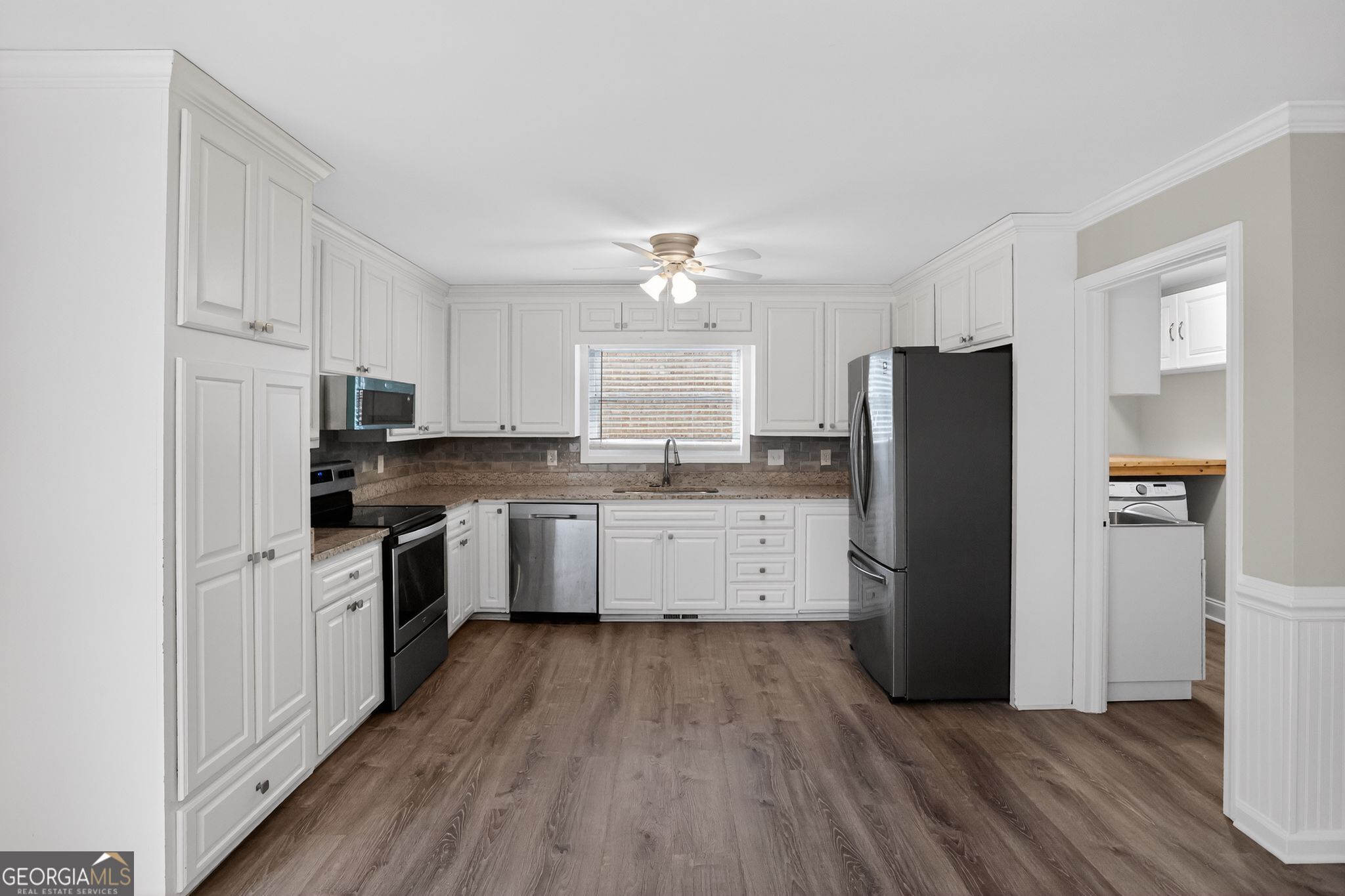 3445 Johnson Ferry Road Northeast Roswell, GA 30075 - Photo 3 of 31