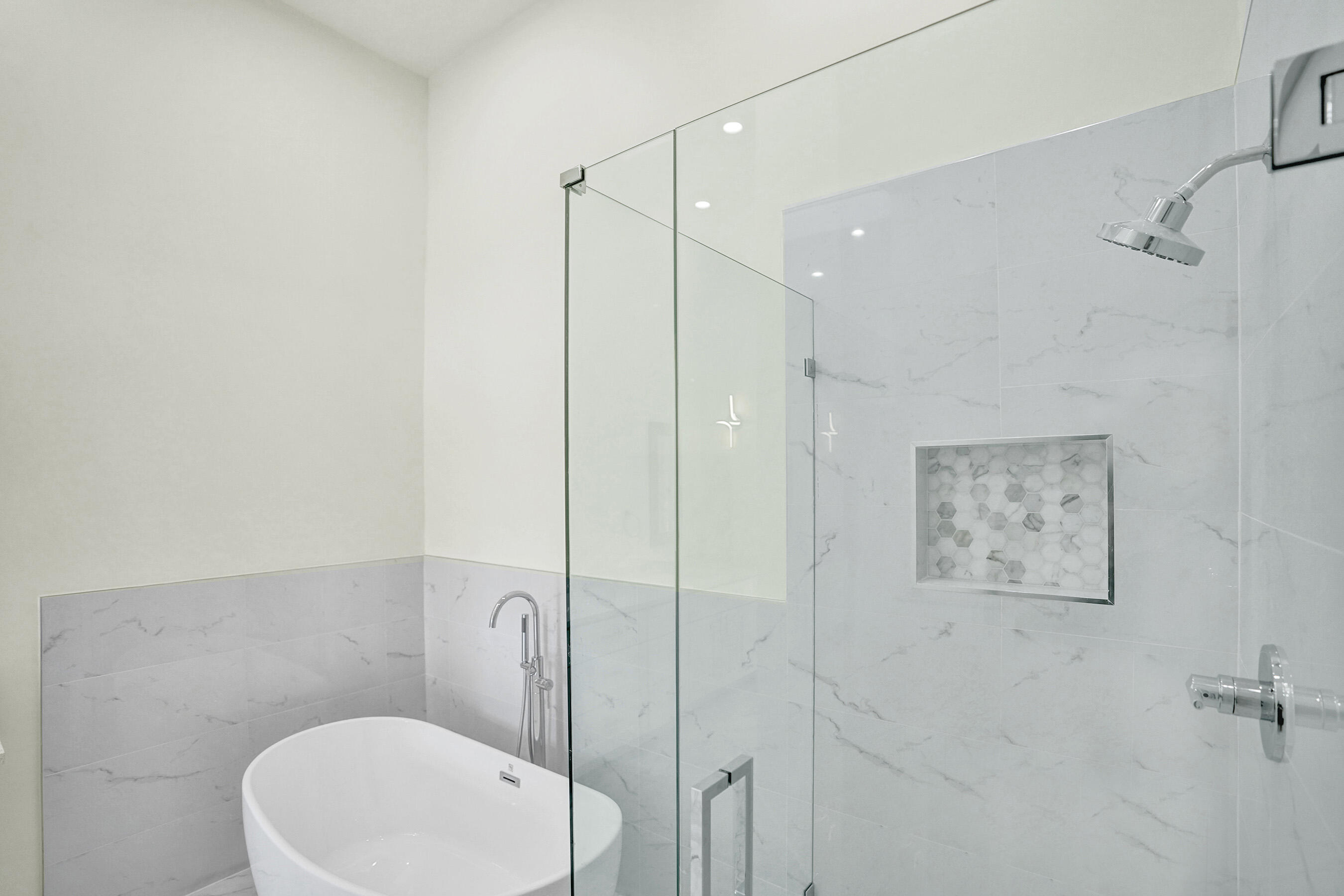 17264 Hampton Boulevard Boca Raton, FL 33496 - Photo 13 of 72 DSC06858