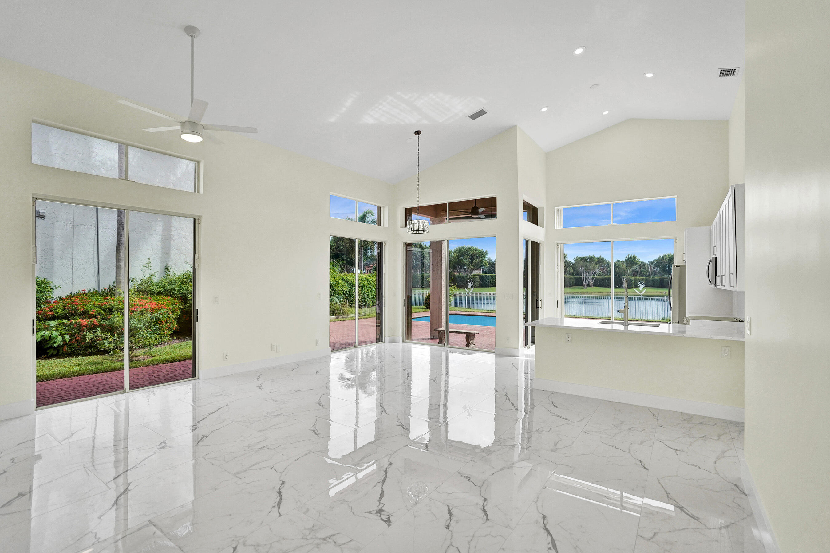 17264 Hampton Boulevard Boca Raton, FL 33496 - Photo 3 of 72 DSC06876