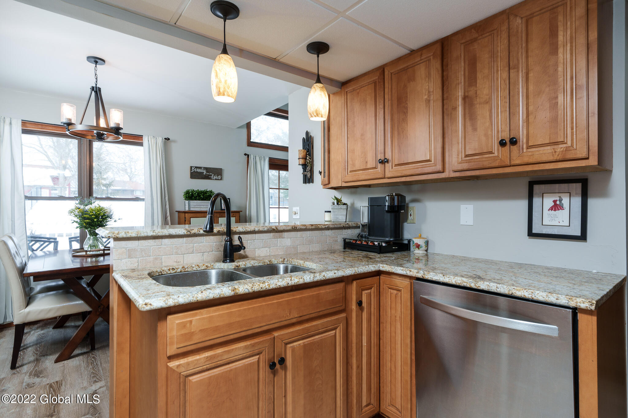 14 Oxford Road Bethlehem, NY 12159 - Photo 14 of 28 02FFAB24-5BC2-41E2-9E59-92EE340F9E69