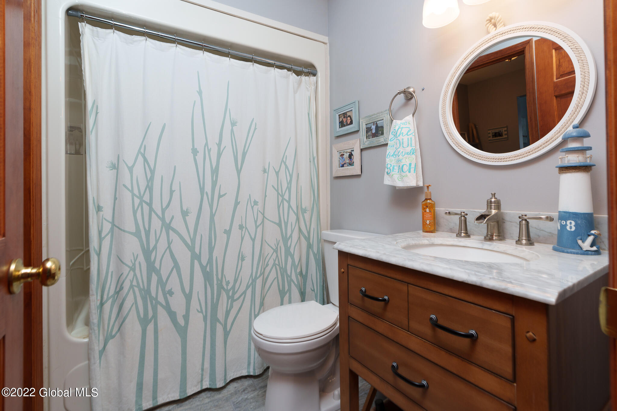 14 Oxford Road Bethlehem, NY 12159 - Photo 25 of 28 458EFB8B-9874-4E24-AC93-D20F8AB18A01