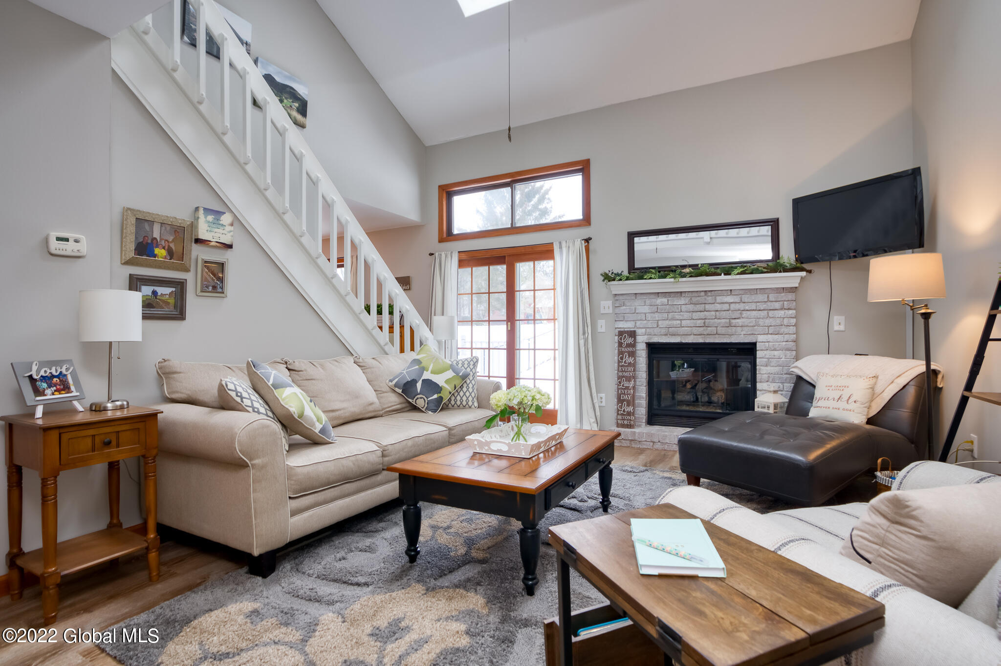 14 Oxford Road Bethlehem, NY 12159 - Photo 4 of 28 B7CE3A1D-45A5-4A97-B20E-75B3E17DD529