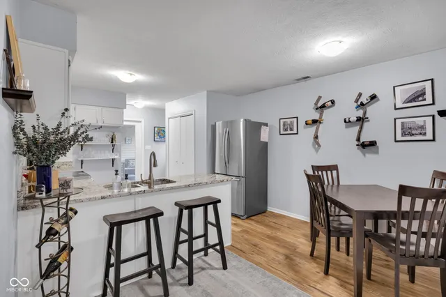 $300,000 | 802 North Park Avenue, Indianapolis, IN 46202