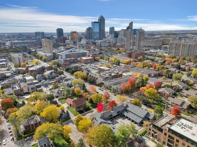 $300,000 | 802 North Park Avenue, Indianapolis, IN 46202