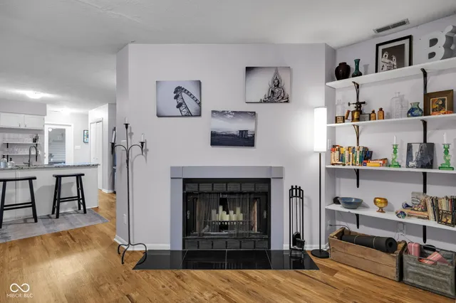 $300,000 | 802 North Park Avenue, Indianapolis, IN 46202