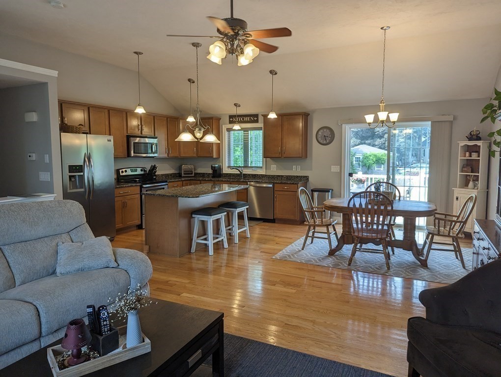 58 Medway Road Milford, MA 01757 - Photo 9 of 35 Gallery Image 9