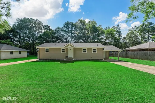 $185,000 | 326 Montgomery Lane, Benton, LA 71006