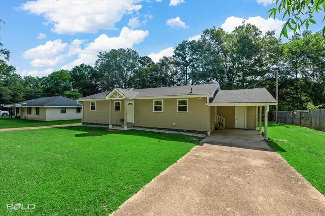 $185,000 | 326 Montgomery Lane, Benton, LA 71006