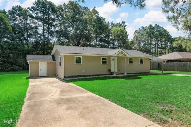 $185,000 | 326 Montgomery Lane, Benton, LA 71006