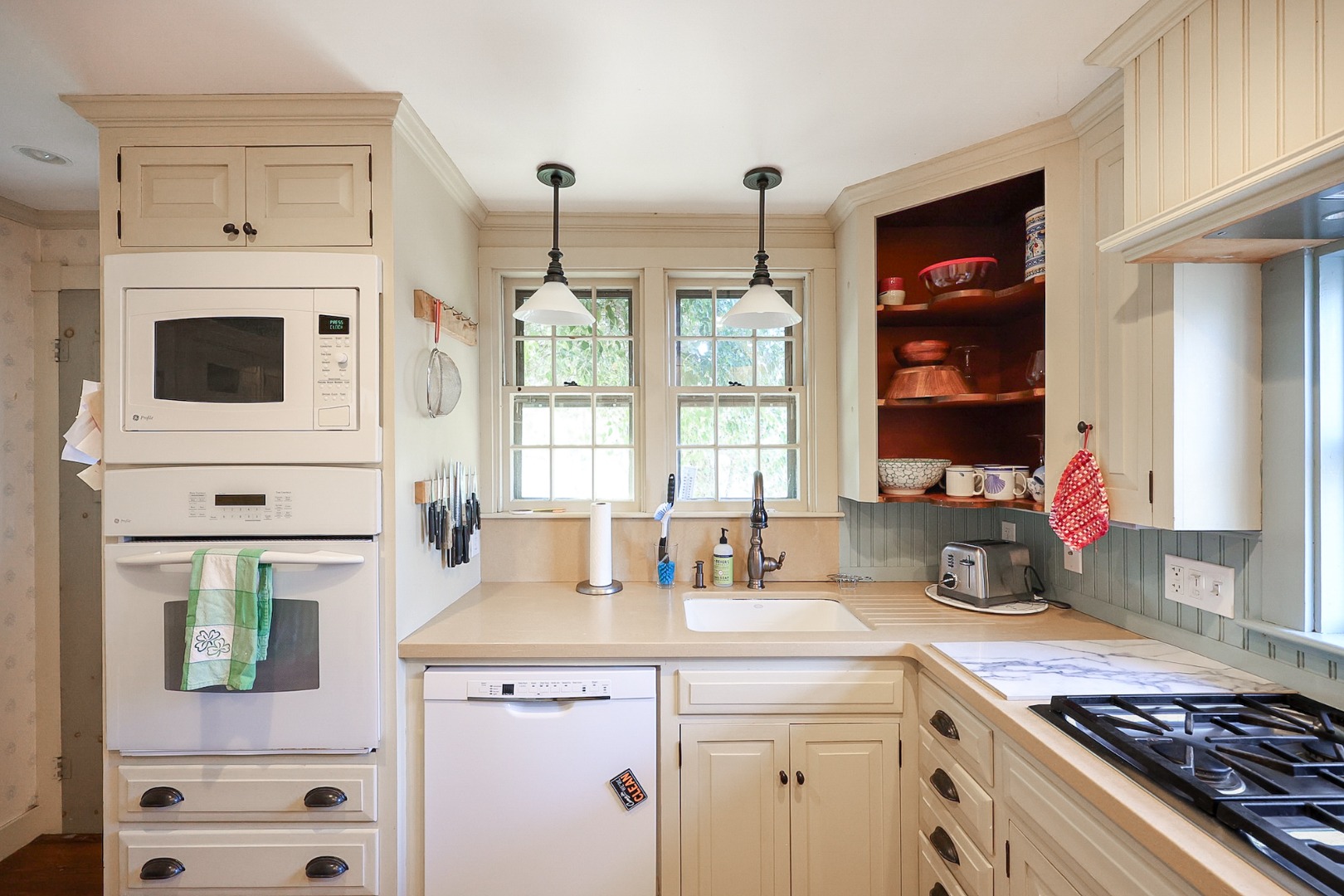 1 Beaver Street Nantucket, MA 02554 - Photo 16 of 28