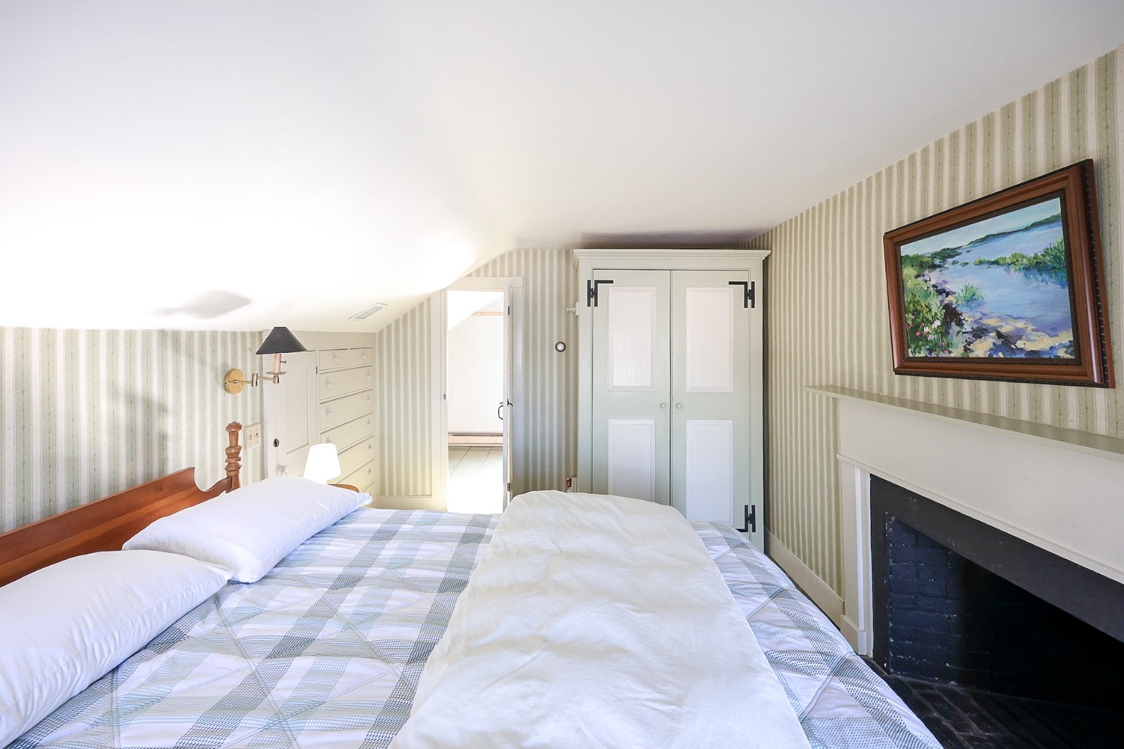 1 Beaver Street Nantucket, MA 02554 - Photo 22 of 28