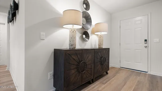 $299,900 | 260 Raulston Drive, Byram, MS 39272