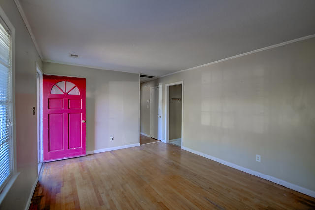 4879 Coach Road Hollywood, SC 29449 - Photo 6 of 19 Living Room