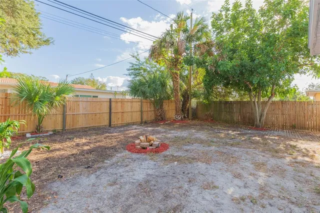 $3,200 | 2121 Greenbriar Boulevard, Clearwater, FL 33763