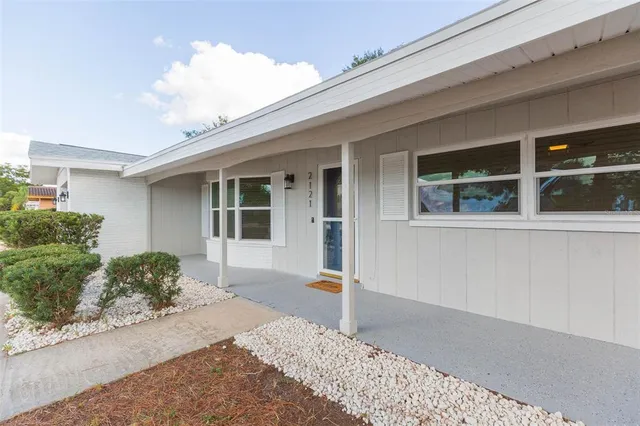 $3,200 | 2121 Greenbriar Boulevard, Clearwater, FL 33763