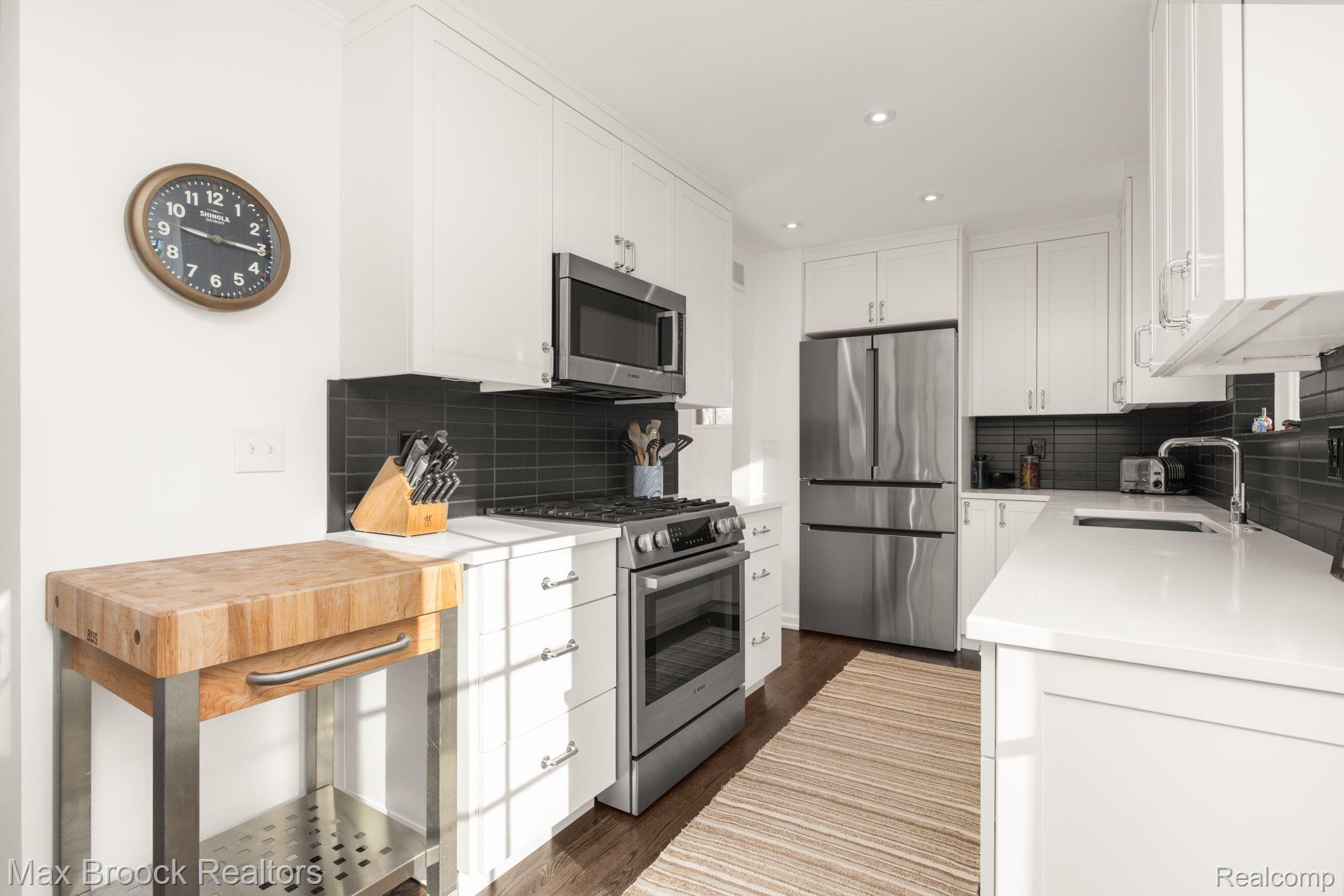 99 Maplefield Road Pleasant Ridge, MI 48069 - Photo 15 of 43 Kitchen