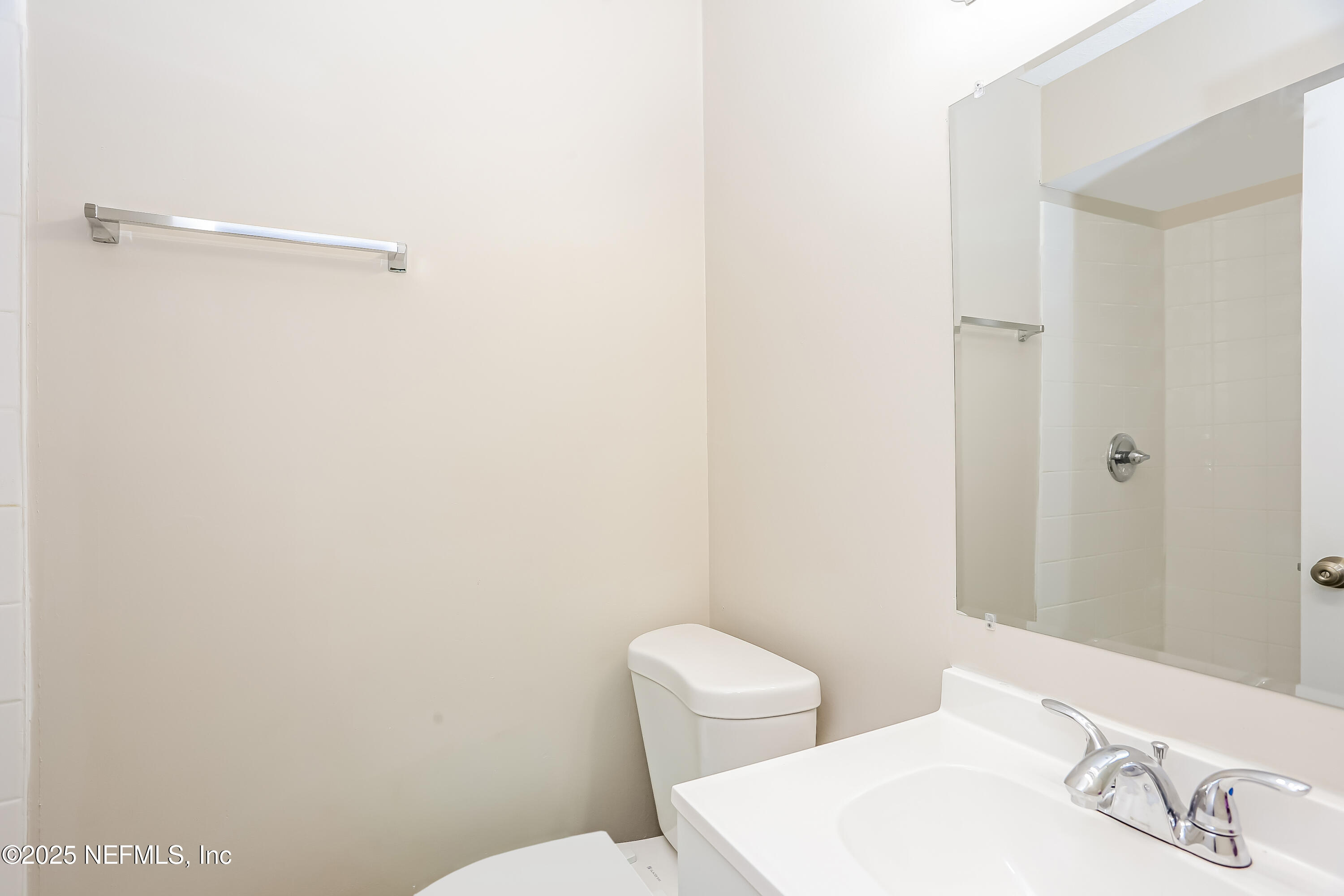 2184 George Wythe Road Orange Park, FL 32073 - Photo 13 of 16 013-photo-bathroom-11088142