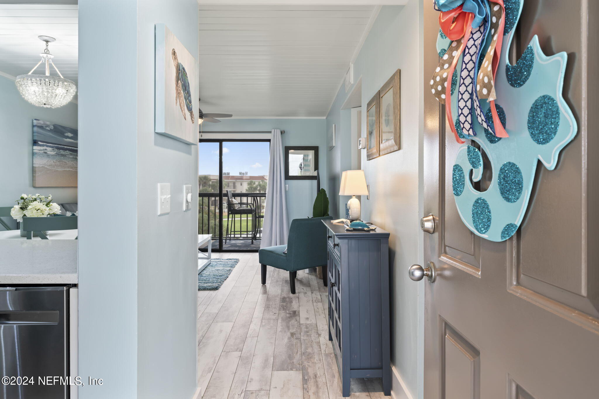 4250 Florida A1A, Unit M35 St. Augustine, FL 32080 - Photo 2 of 57 a living room with furniture and a window