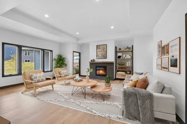 $475,000 | 4001 Antwerp Avenue, Howard, WI 54313