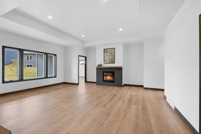 $475,000 | 4001 Antwerp Avenue, Howard, WI 54313