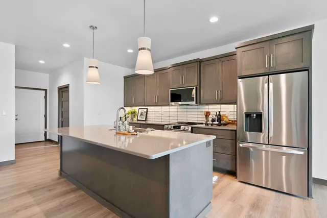 $475,000 | 4001 Antwerp Avenue, Howard, WI 54313