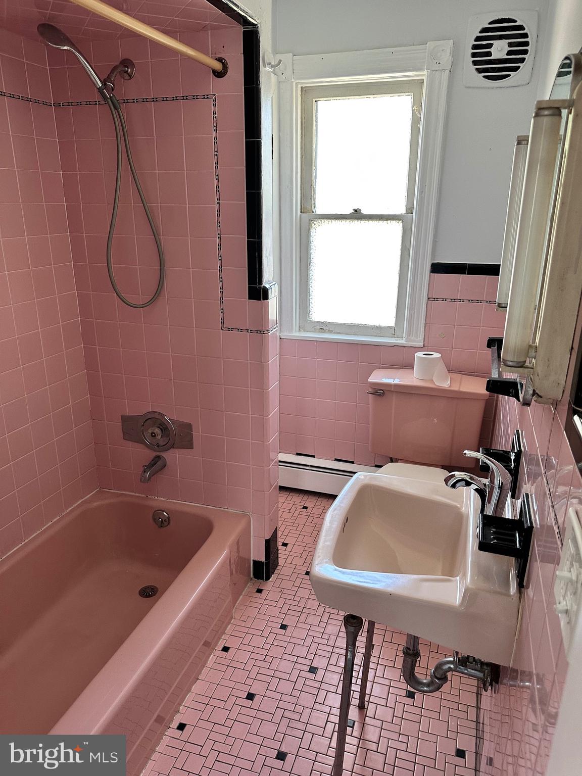 202 Washington Avenue Laurel Springs, NJ 08021 - Photo 20 of 34 upstairs bathroom