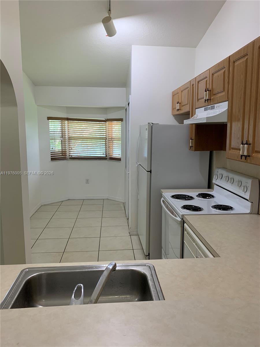 1250 Southeast 29th Street, Unit 20558 Homestead, FL 33035 - Photo 2 of 12