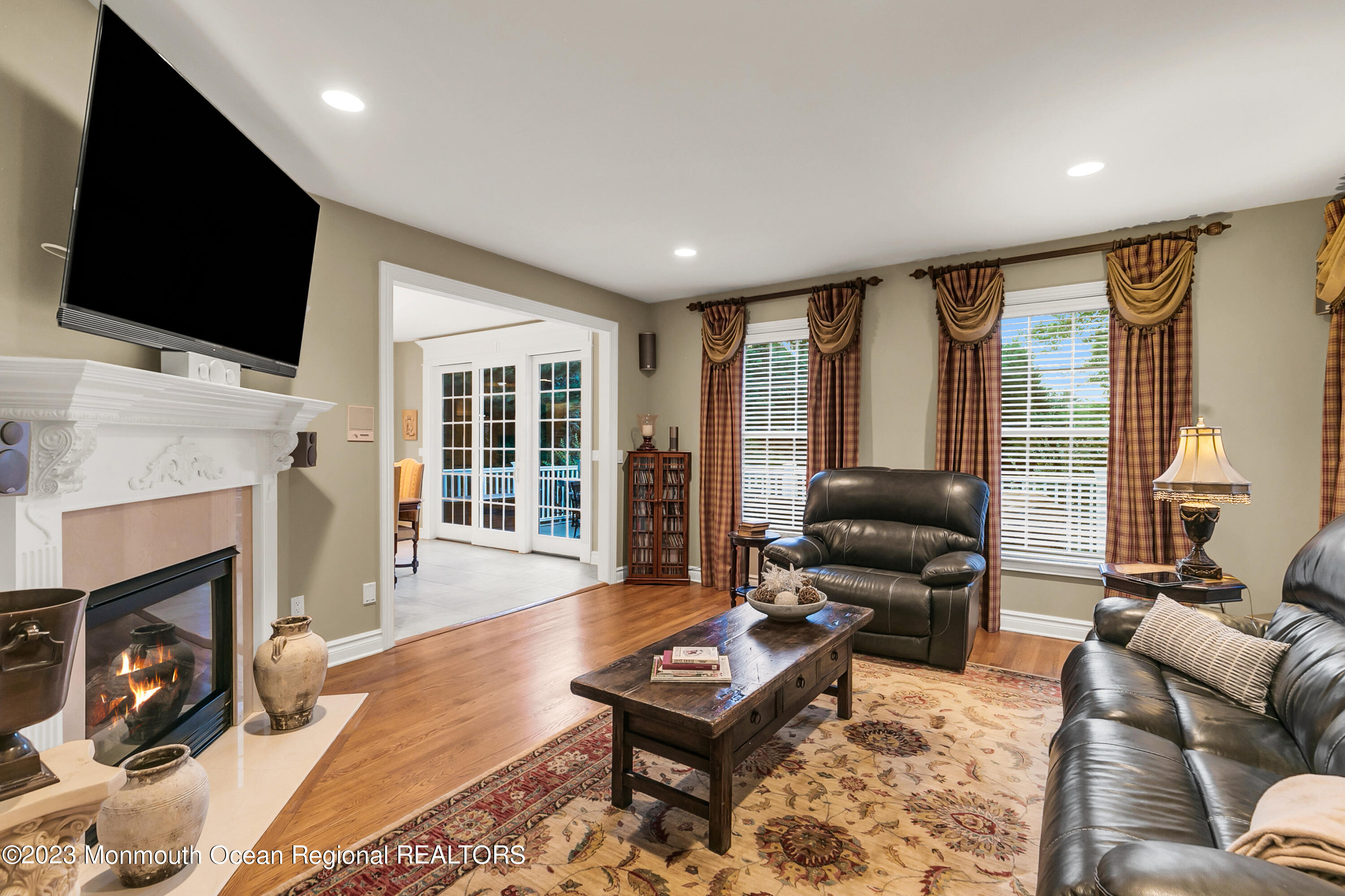 49 Holland Road Middletown, NJ 07748 - Photo 11 of 53 49 Holland Rd Middletown-print-026-062-1