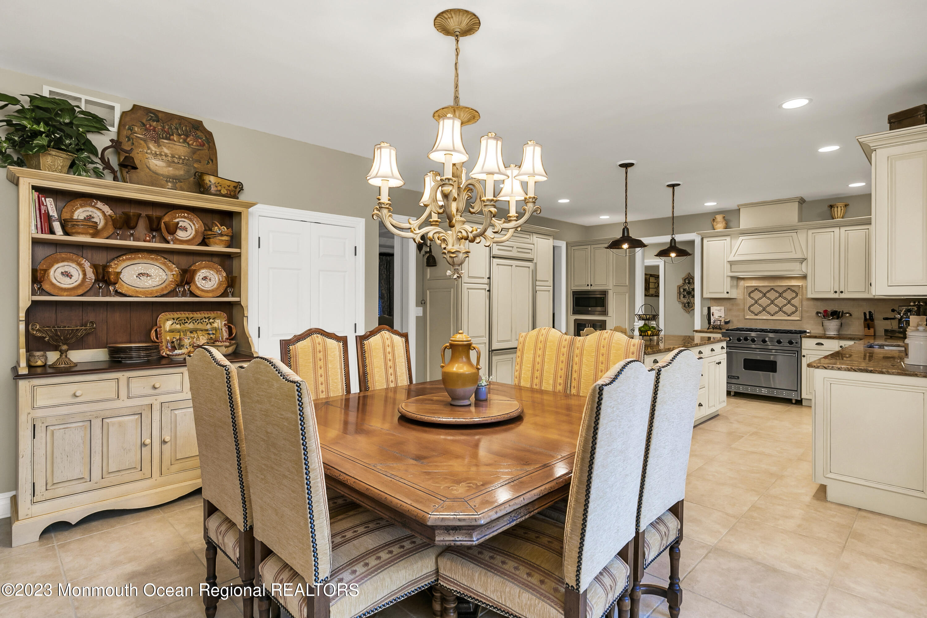 49 Holland Road Middletown, NJ 07748 - Photo 13 of 53 49 Holland Rd Middletown-print-029-007-1