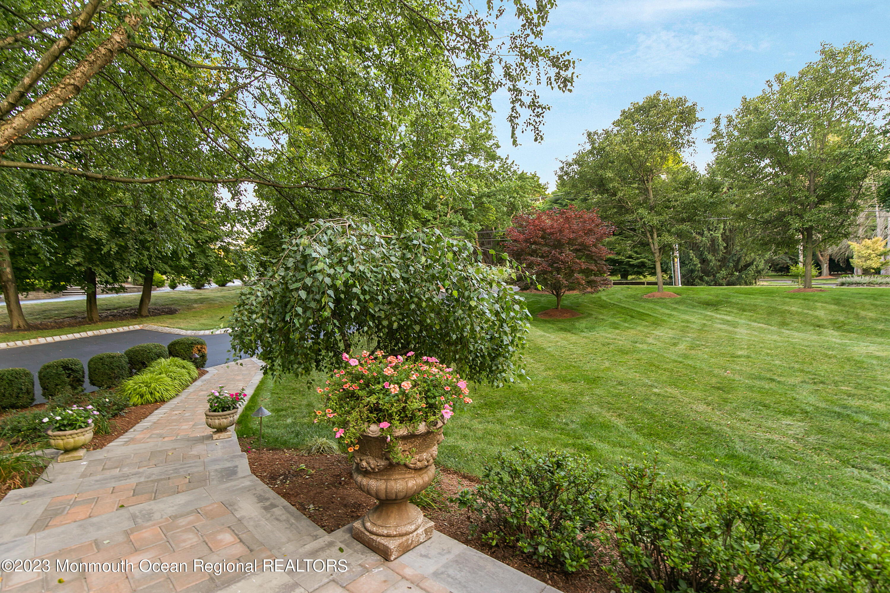 49 Holland Road Middletown, NJ 07748 - Photo 3 of 53 49 Holland Rd Middletown-print-069-025-1