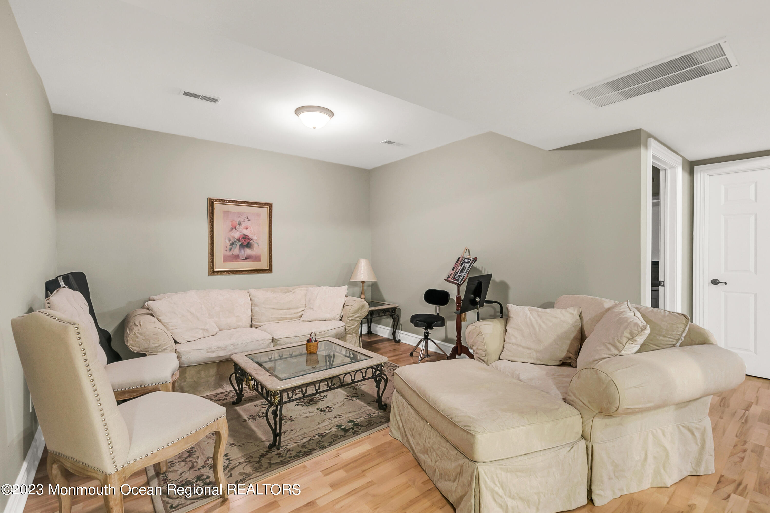 49 Holland Road Middletown, NJ 07748 - Photo 32 of 53 49 Holland Rd Middletown-print-057-068-1